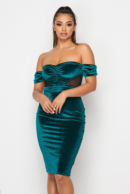 Emerald green clearance velvet bodycon dress