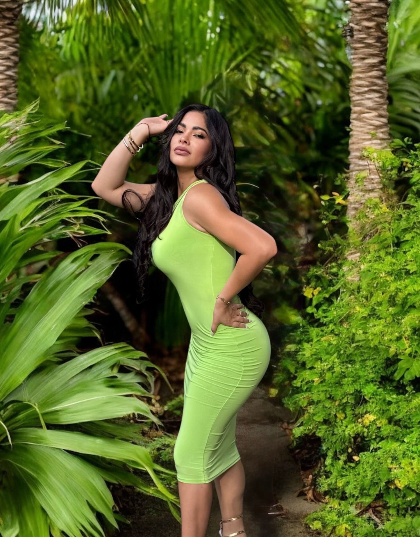 Kiwi Key Hole Midi Dress